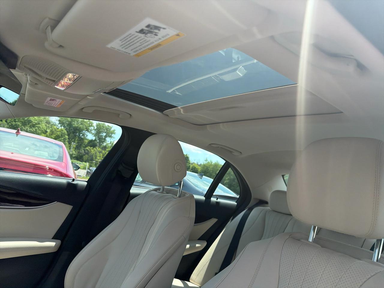 Mercedes-Benz E-Class E 350 4MATIC Sedan 2022