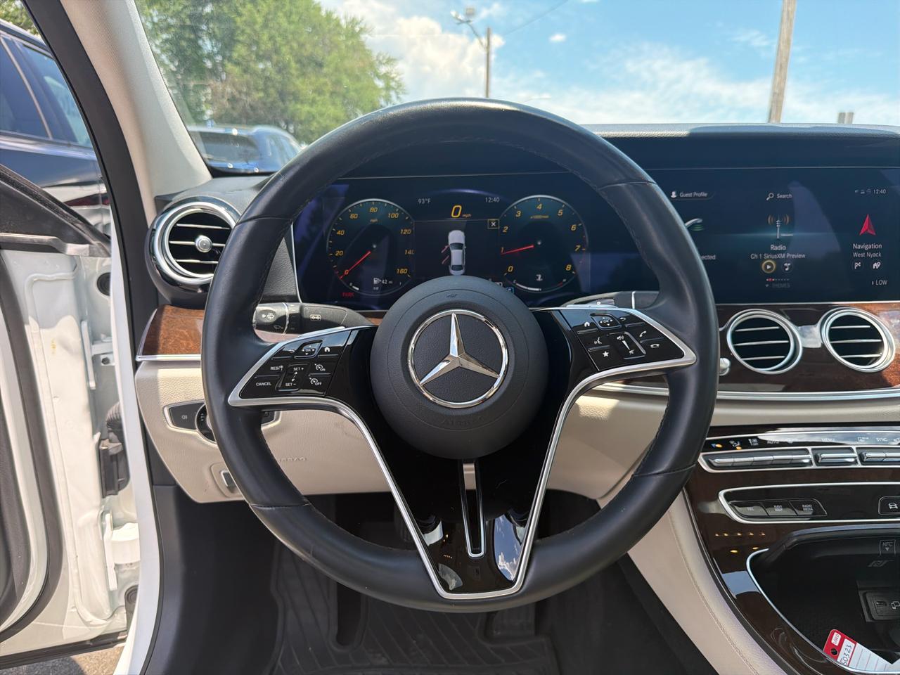 Mercedes-Benz E-Class E 350 4MATIC Sedan 2022