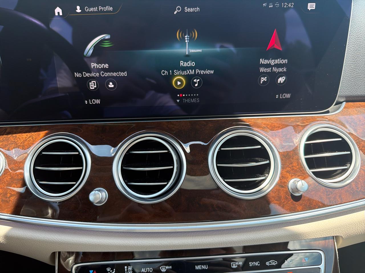 Mercedes-Benz E-Class E 350 4MATIC Sedan 2022