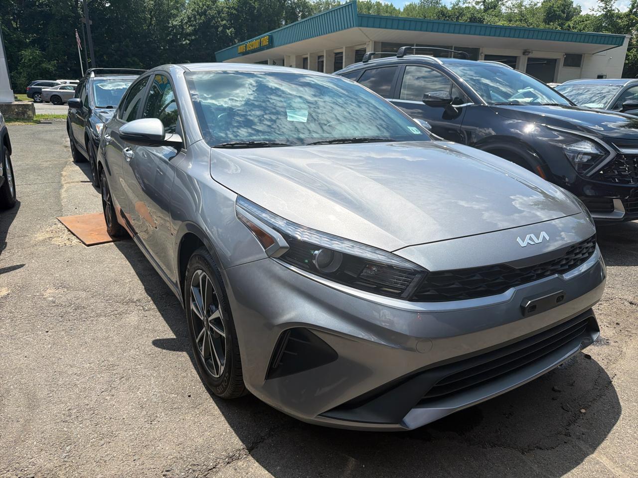 Kia Forte LXS IVT 2024