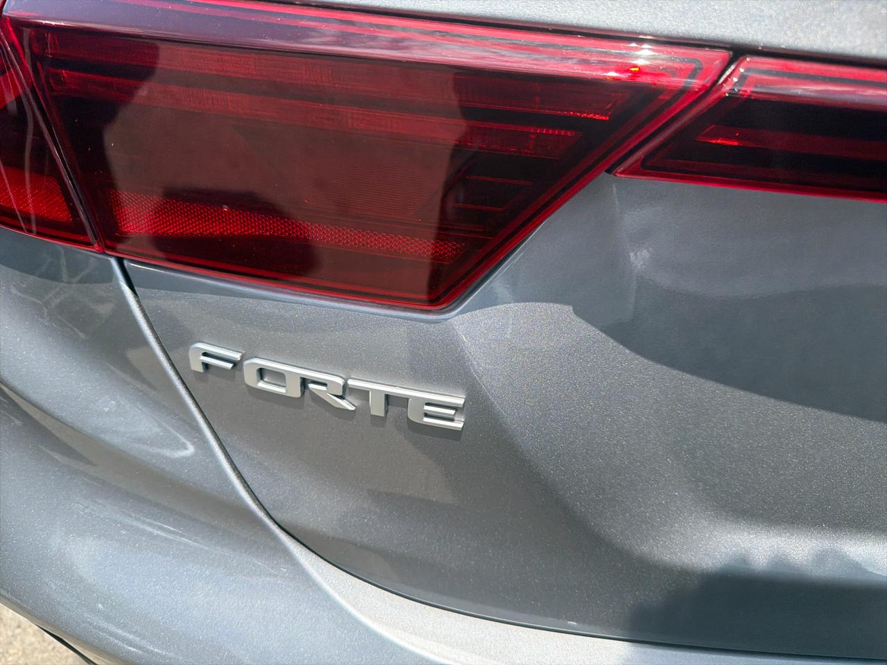 Kia Forte LXS IVT 2024