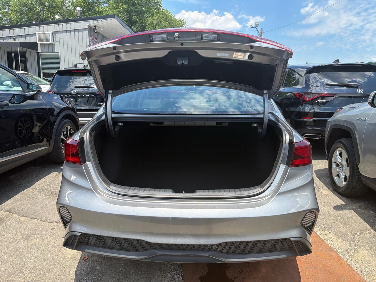 Kia Forte LXS IVT 2024