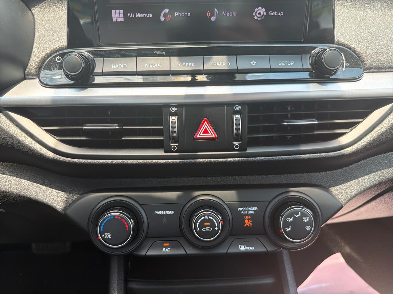 Kia Forte LXS IVT 2024