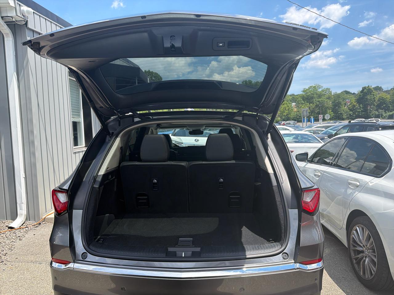 Acura MDX SH-AWD w/Technology Package 2024