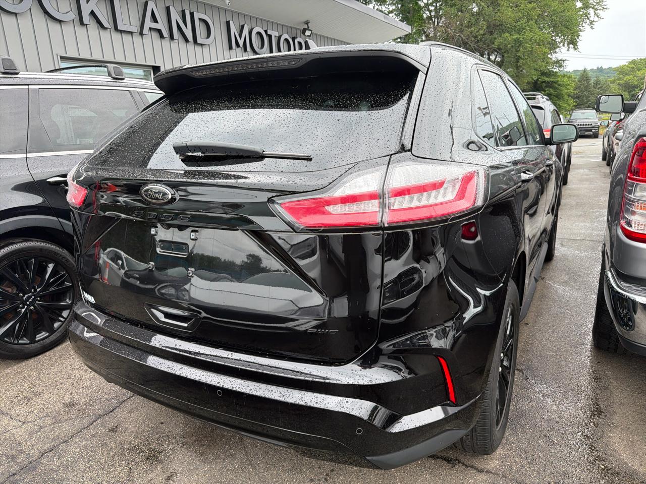 Ford Edge SE AWD 2022