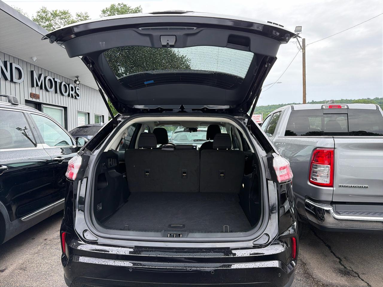 Ford Edge SE AWD 2022
