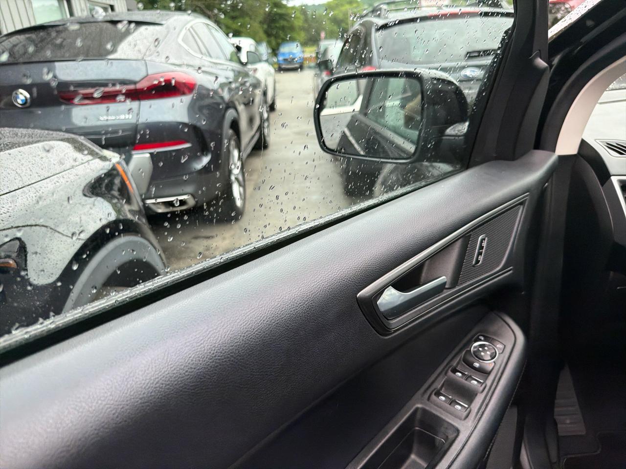 Ford Edge SE AWD 2022