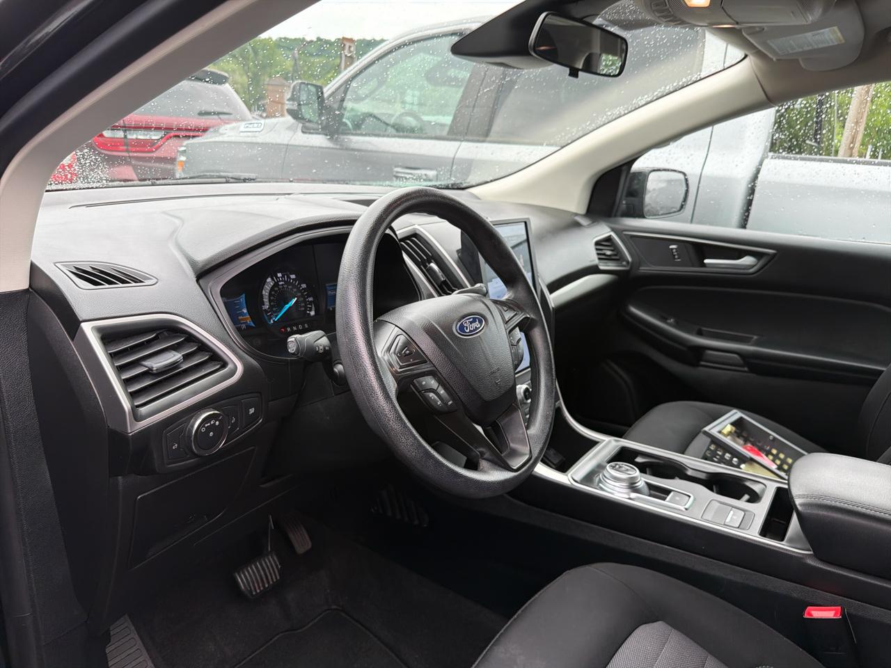 Ford Edge SE AWD 2022