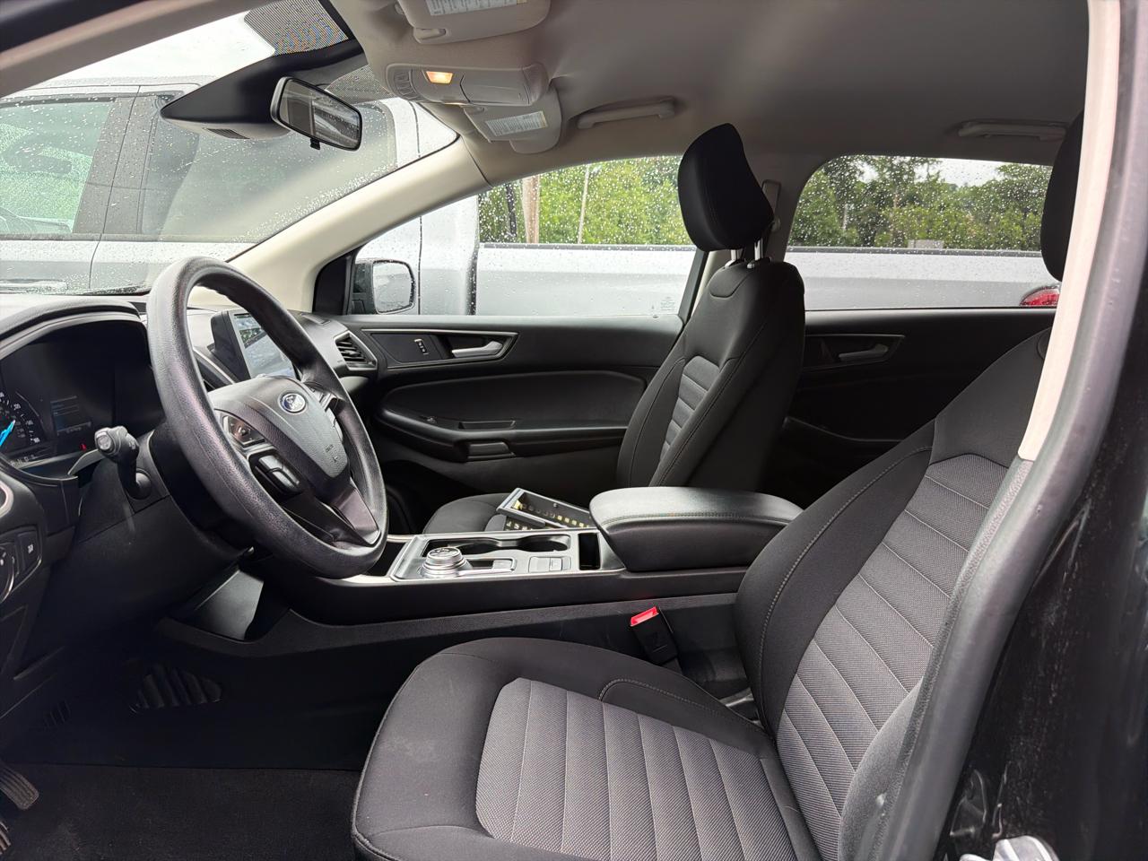 Ford Edge SE AWD 2022