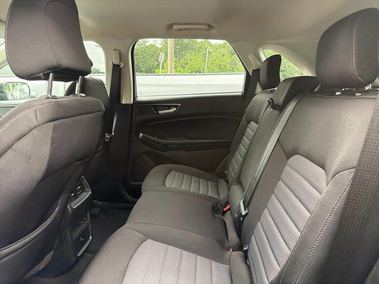 Ford Edge SE AWD 2022