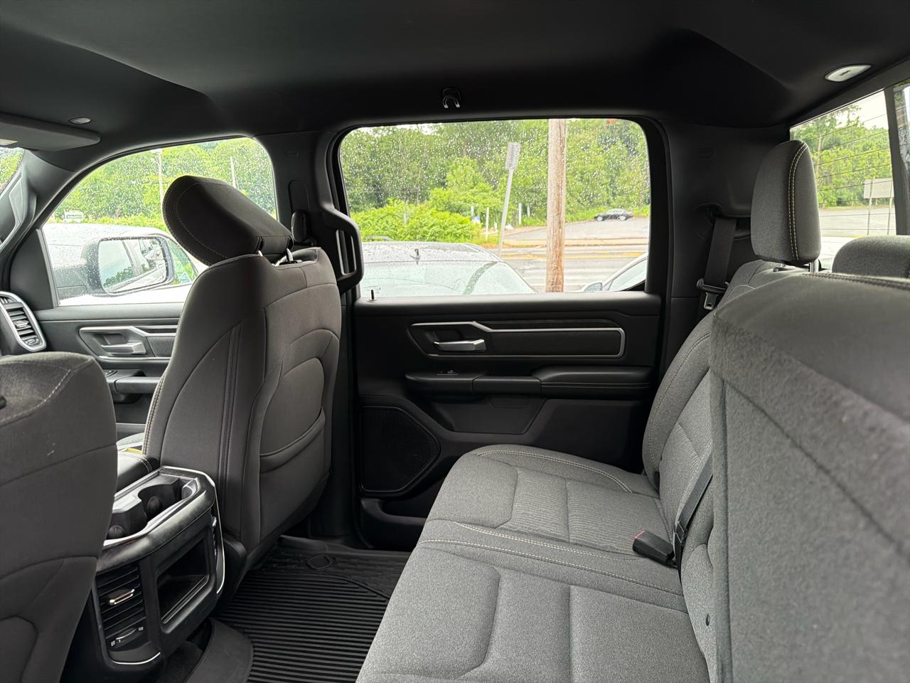 RAM 1500 Big Horn/Lone Star 4x4 Crew Cab 5'7" Box 2019