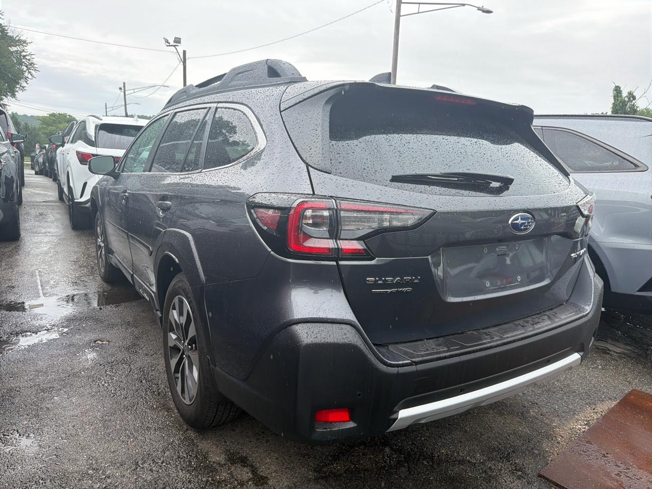Subaru Outback Limited CVT 2023