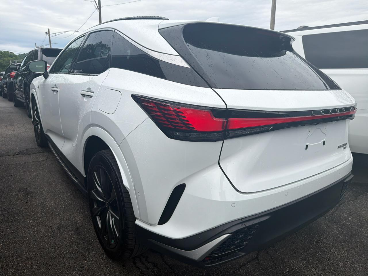 Lexus RX  2024