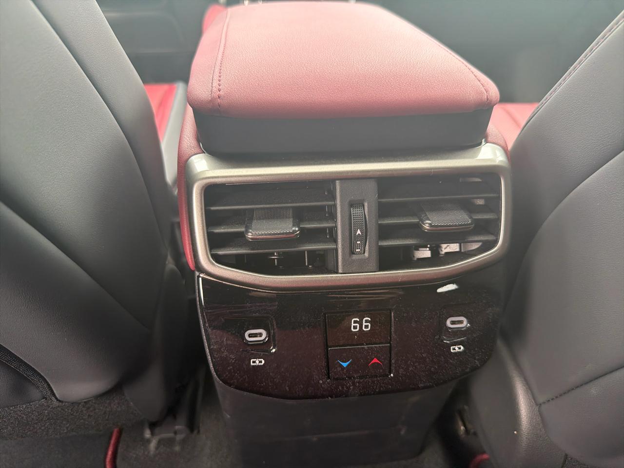 Lexus RX  2024