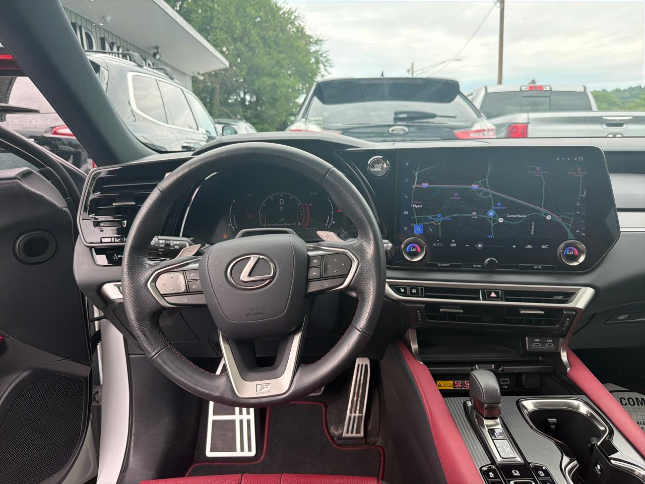 Lexus RX  2024