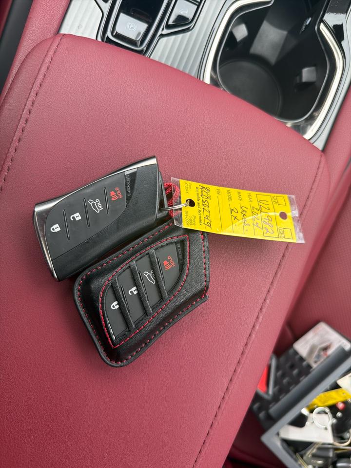 Lexus RX  2024