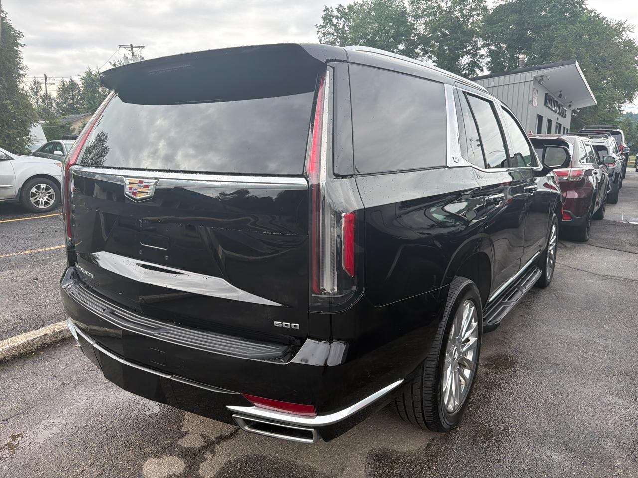 Cadillac Escalade 4WD 4dr Premium Luxury 2021