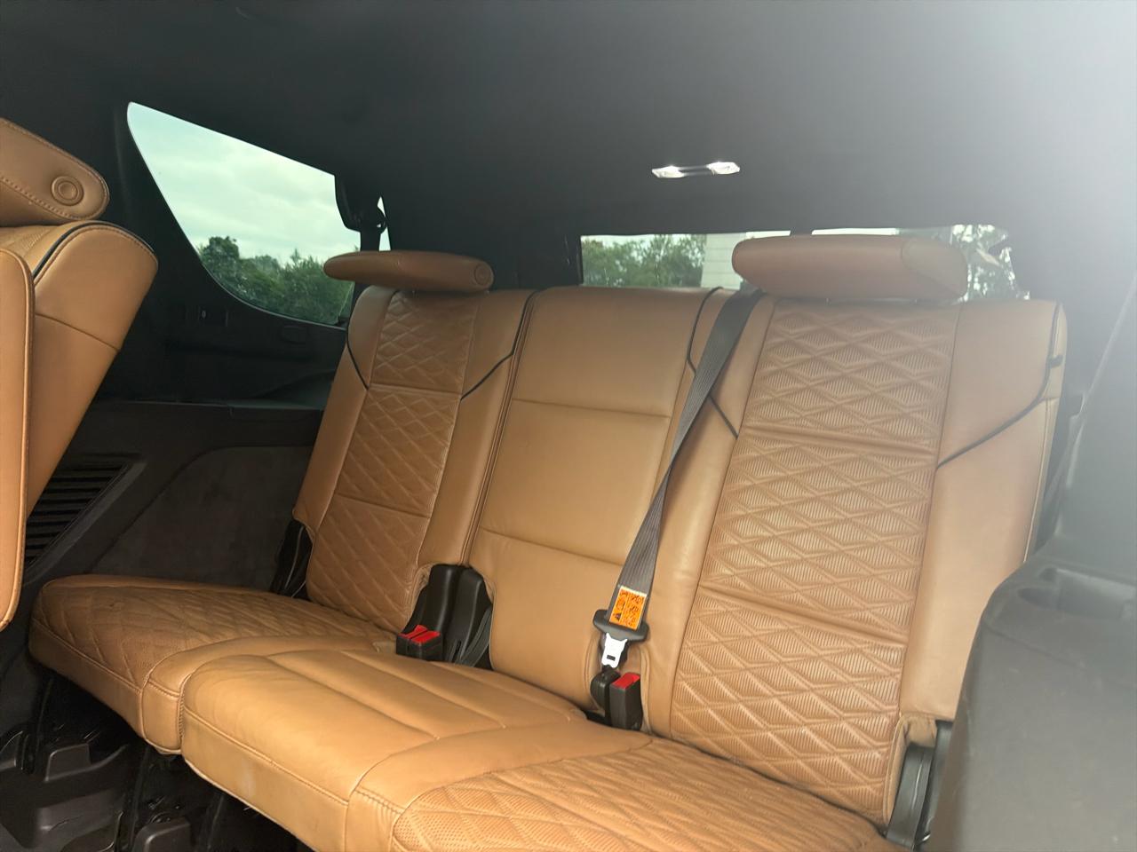 Cadillac Escalade 4WD 4dr Premium Luxury 2021
