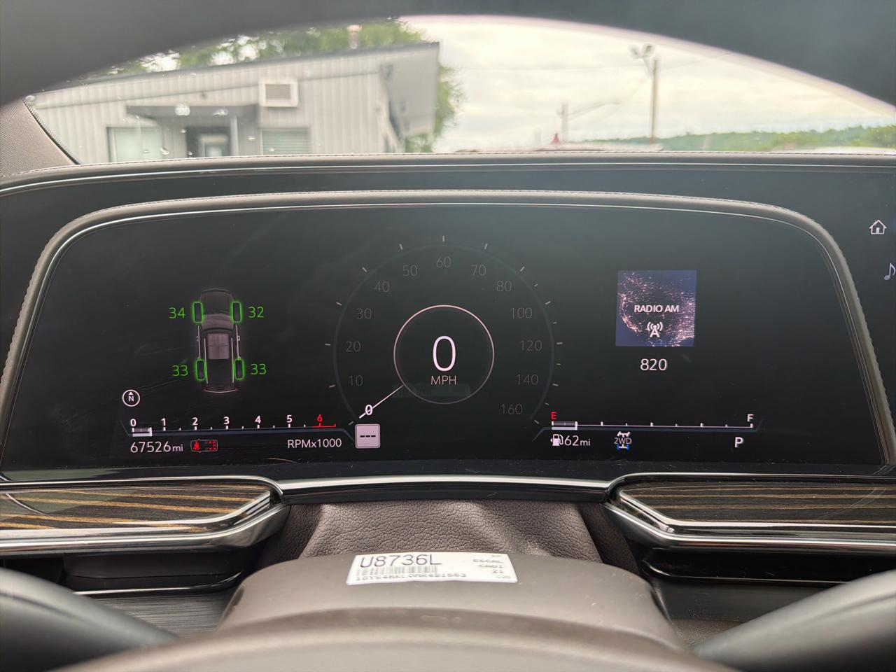 Cadillac Escalade 4WD 4dr Premium Luxury 2021