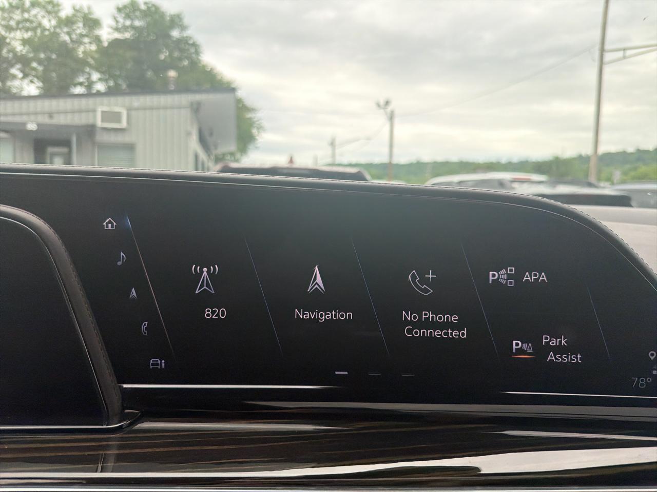 Cadillac Escalade 4WD 4dr Premium Luxury 2021
