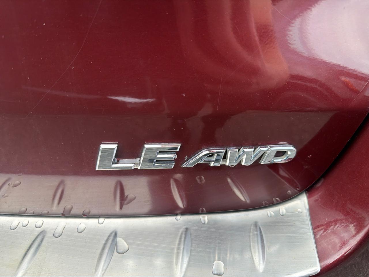 Toyota Highlander AWD 4dr V6 LE (Natl) 2015