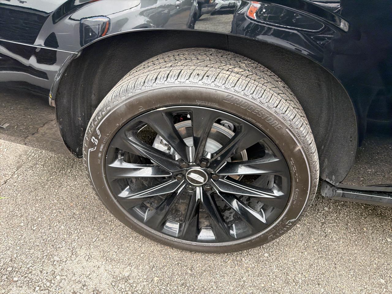 Cadillac Escalade ESV 4WD 4dr Sport Platinum 2025