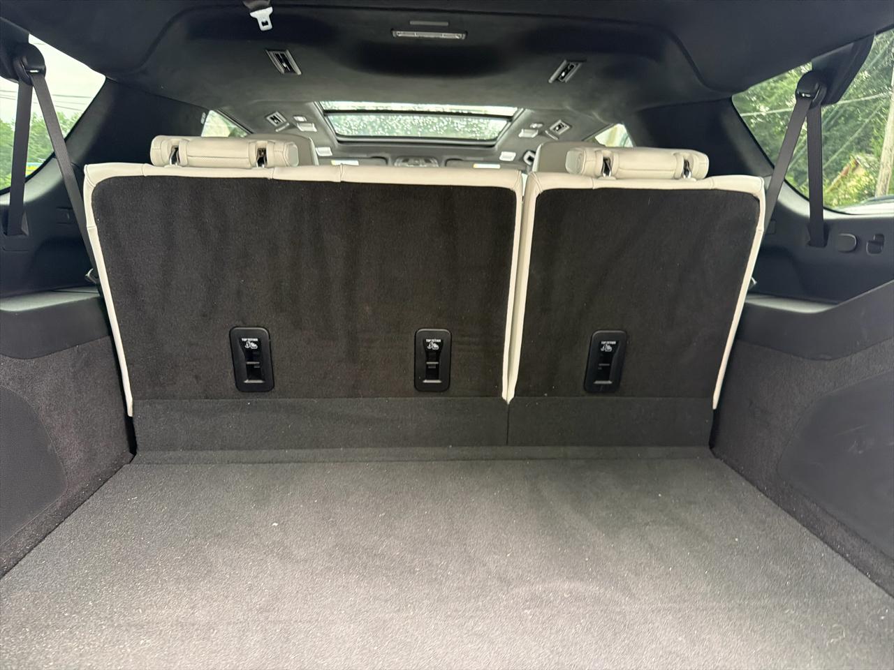 Cadillac Escalade ESV 4WD 4dr Sport Platinum 2025