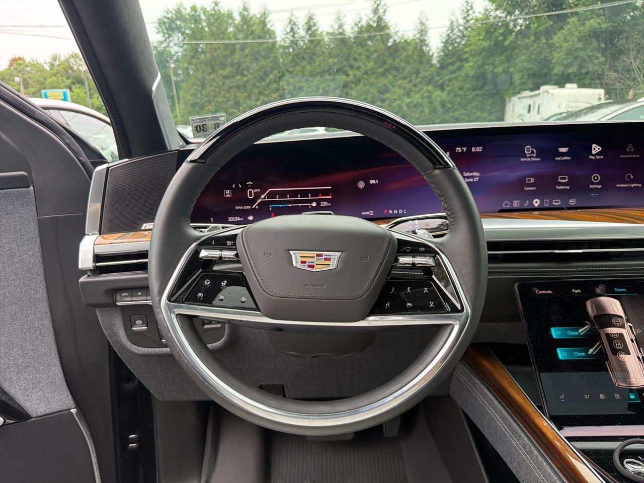 Cadillac Escalade ESV 4WD 4dr Sport Platinum 2025