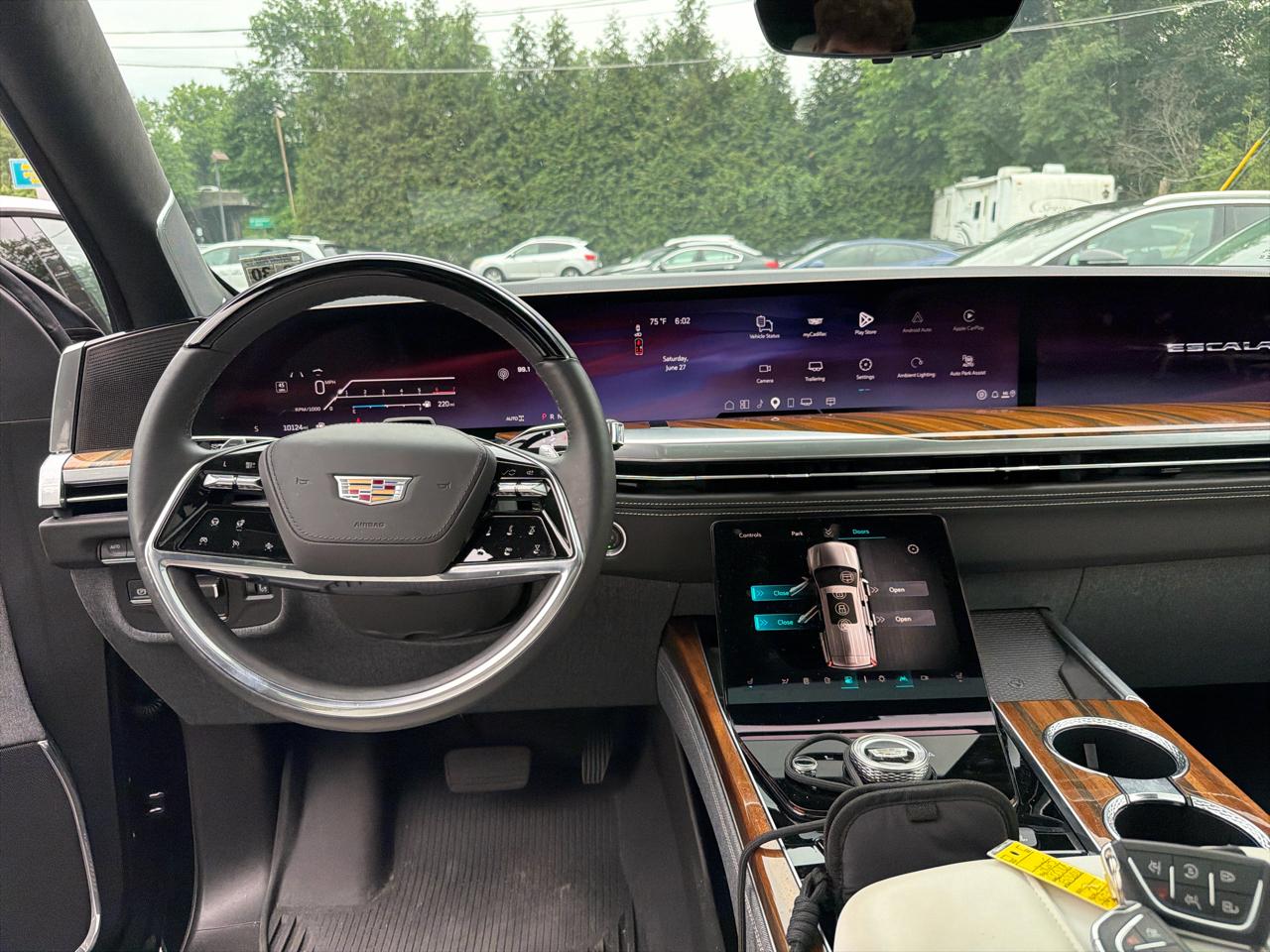 Cadillac Escalade ESV 4WD 4dr Sport Platinum 2025