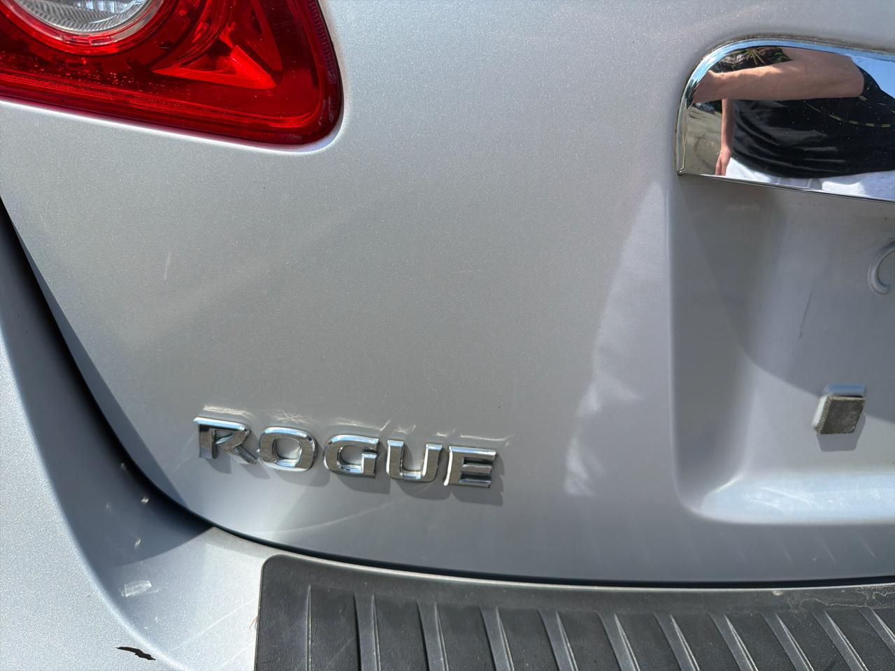 Nissan Rogue AWD 4dr SV 2012