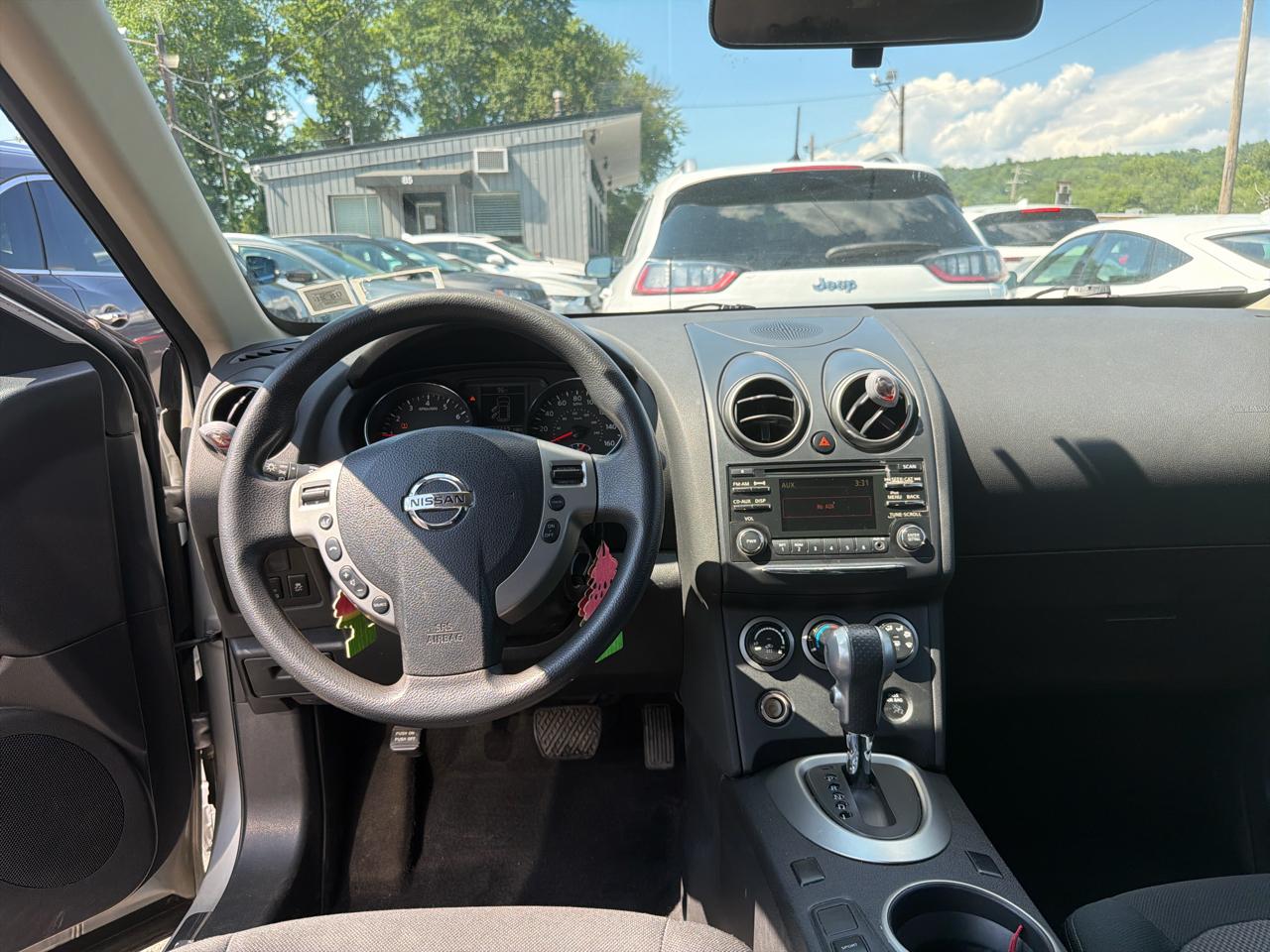 Nissan Rogue AWD 4dr SV 2012