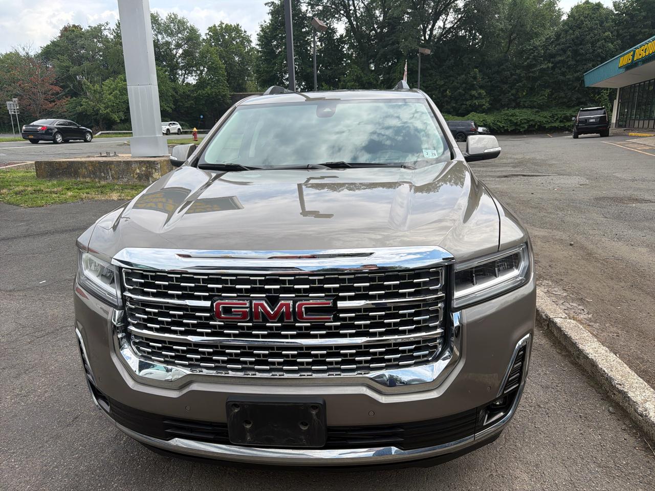 GMC Acadia AWD 4dr Denali 2023