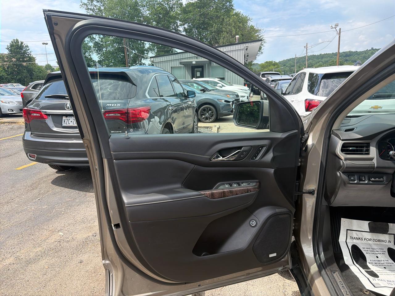 GMC Acadia AWD 4dr Denali 2023