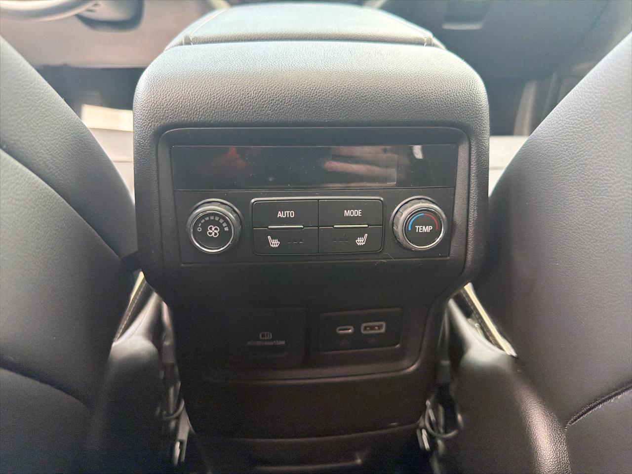 GMC Acadia AWD 4dr Denali 2023