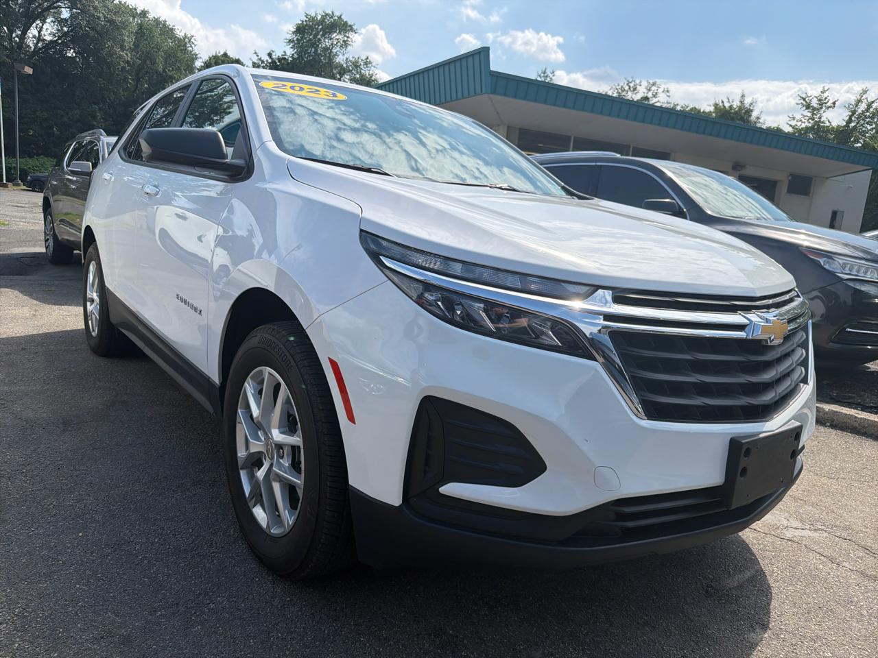 Chevrolet Equinox AWD 4dr LS w/1LS 2023
