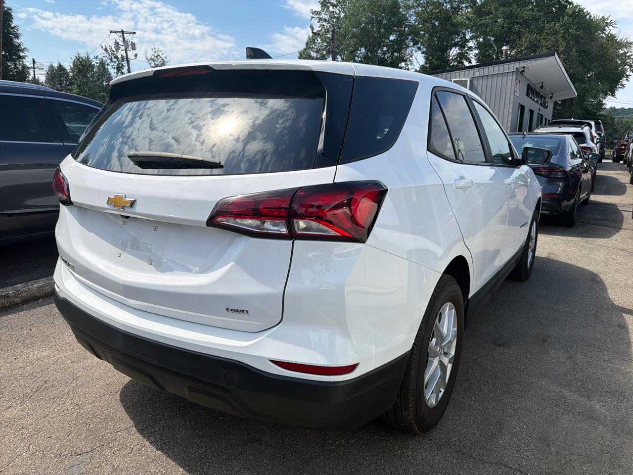 Chevrolet Equinox AWD 4dr LS w/1LS 2023