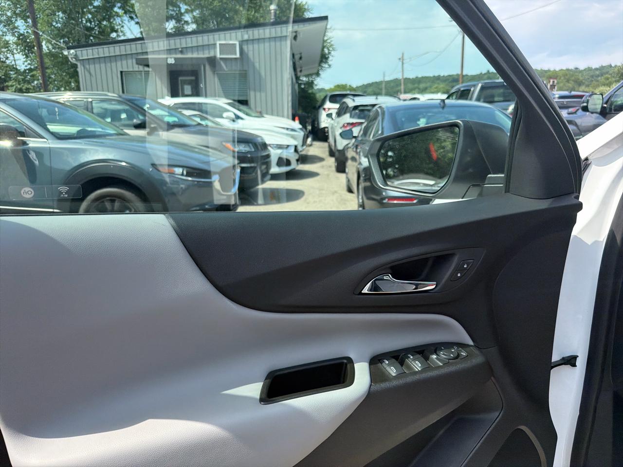 Chevrolet Equinox AWD 4dr LS w/1LS 2023