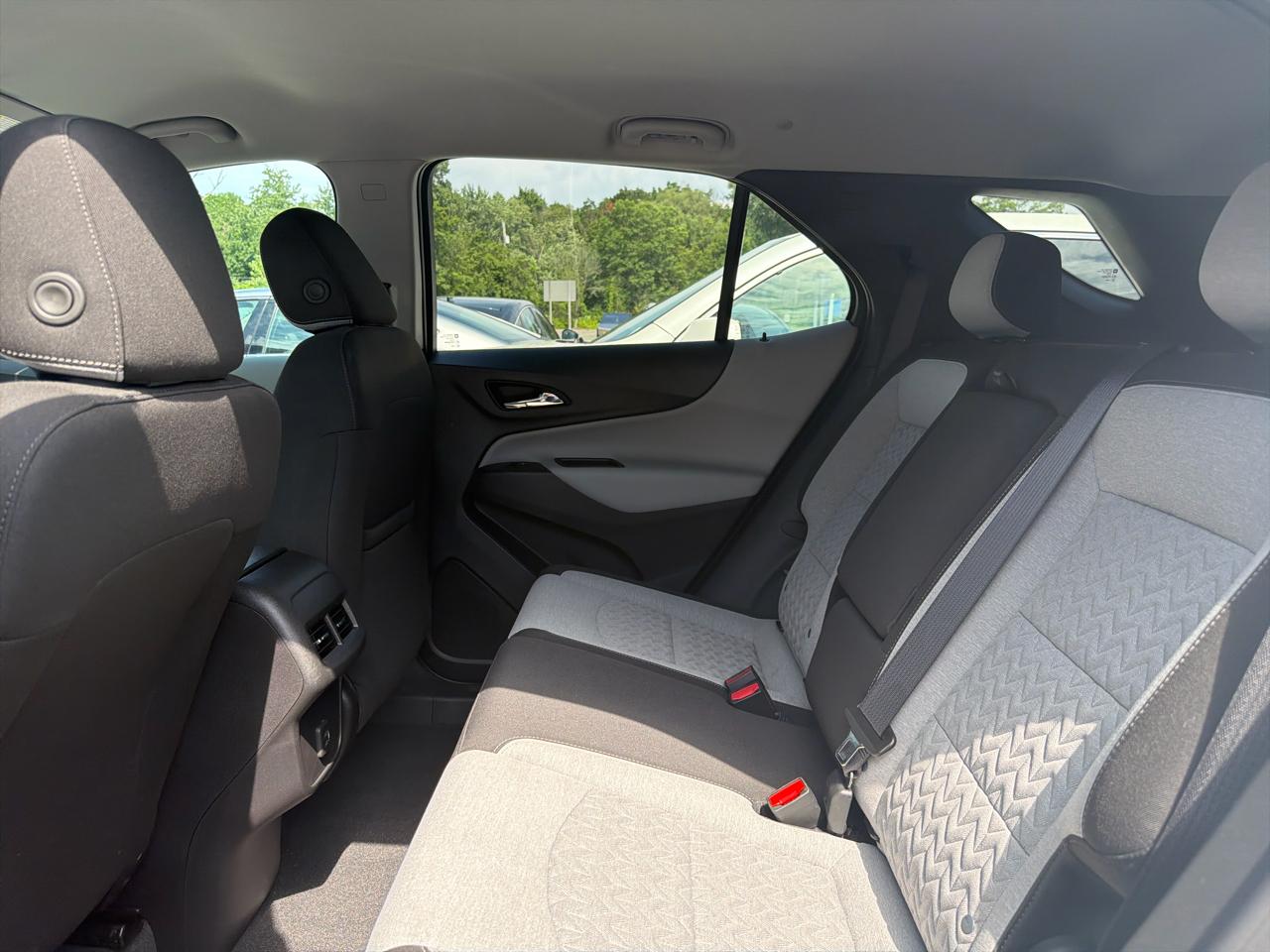 Chevrolet Equinox AWD 4dr LS w/1LS 2023