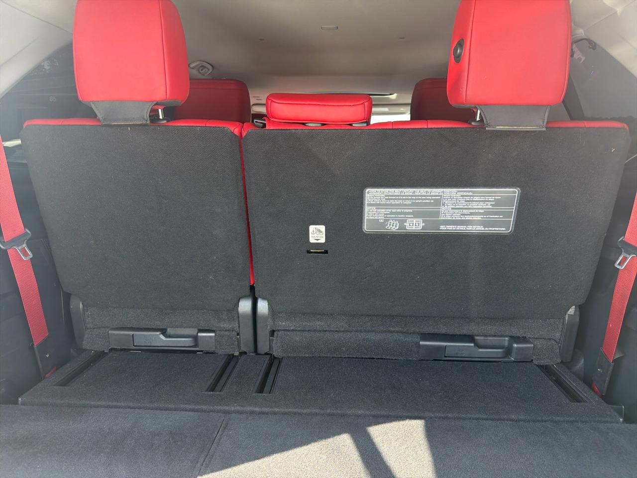 Toyota Sequoia Capstone 4WD (Natl) 2023