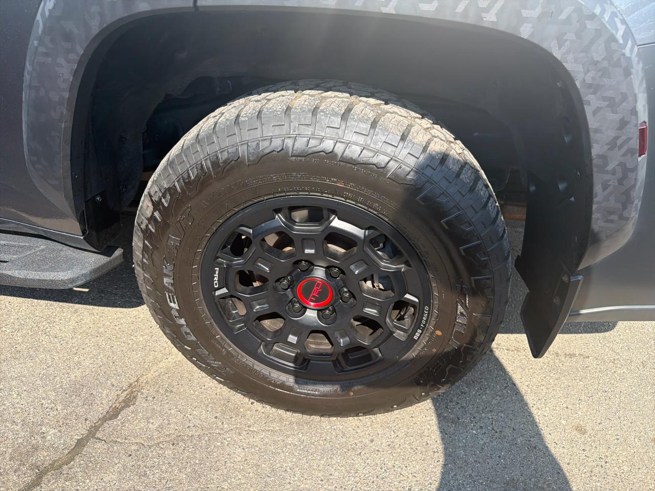 Toyota Sequoia Capstone 4WD (Natl) 2023