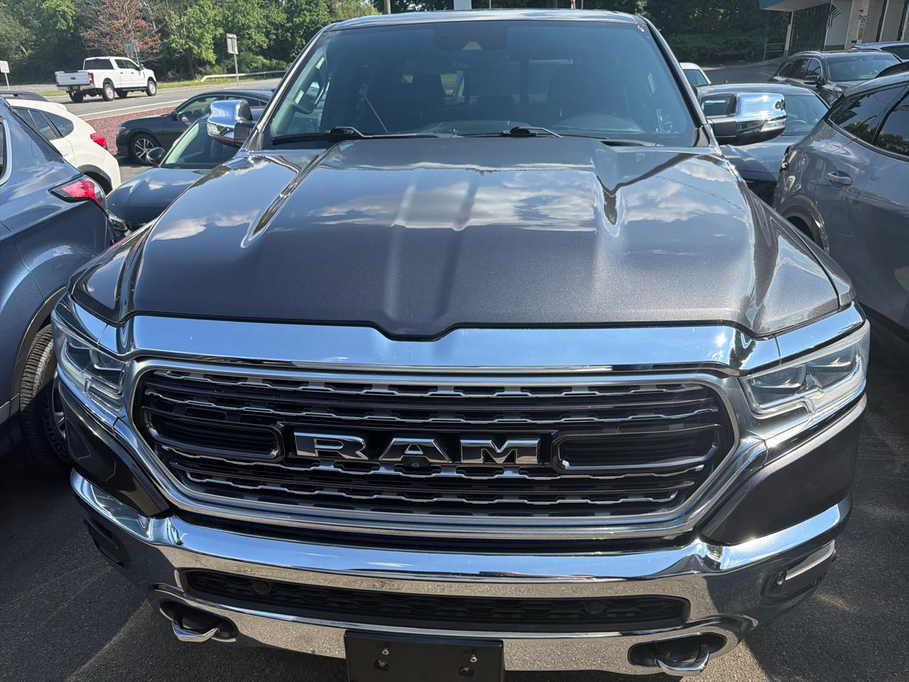 RAM 1500 Limited 4x4 Crew Cab 5'7" Box 2019