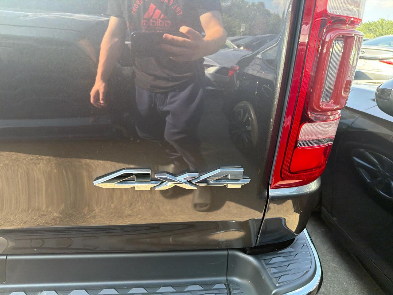 RAM 1500 Limited 4x4 Crew Cab 5'7" Box 2019