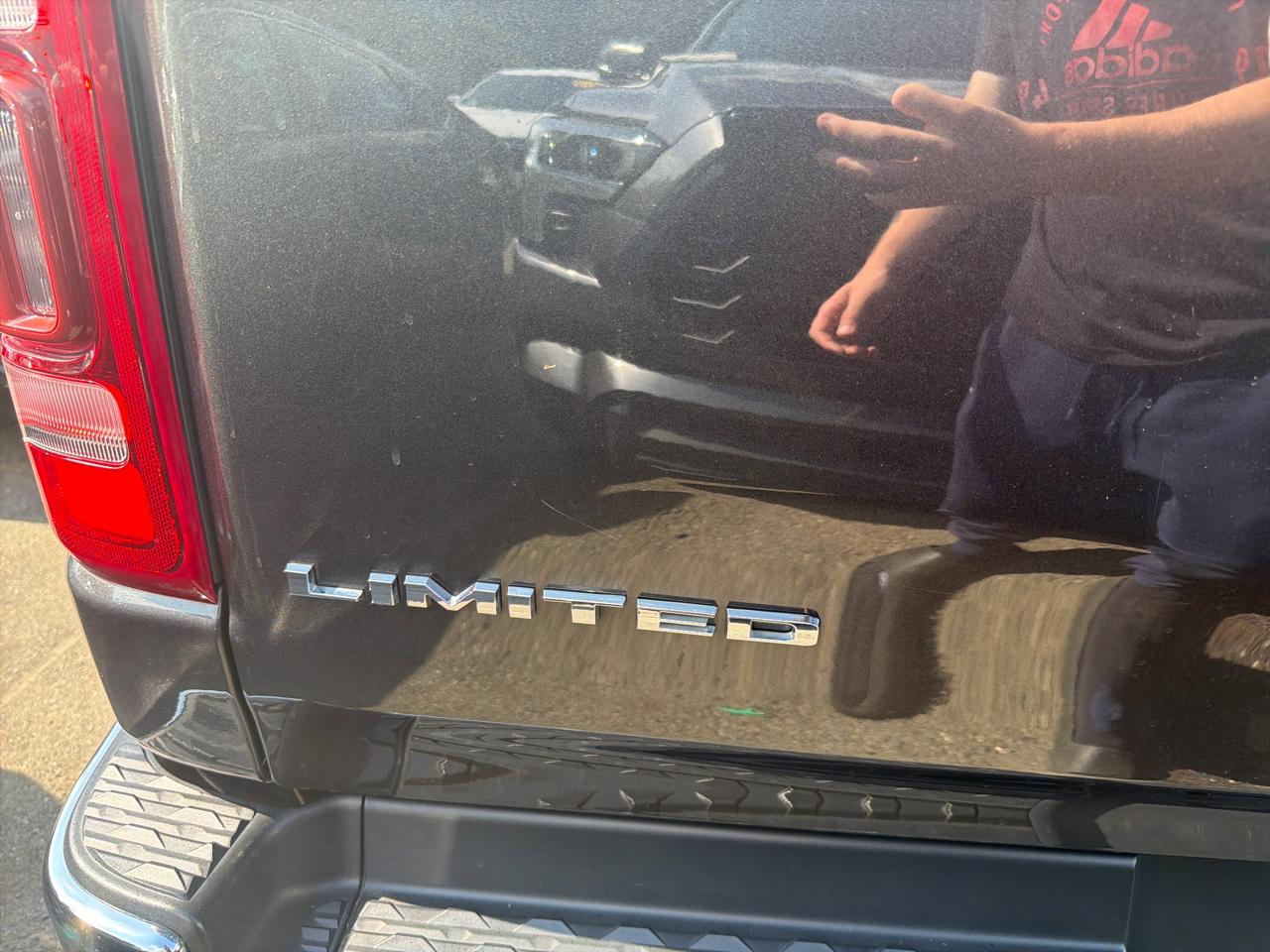 RAM 1500 Limited 4x4 Crew Cab 5'7" Box 2019