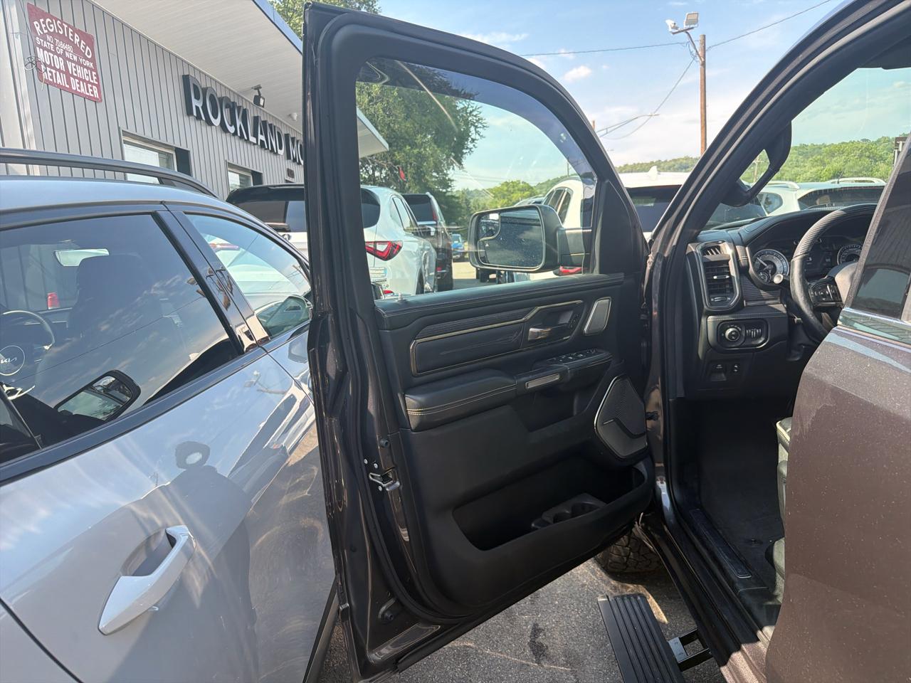 RAM 1500 Limited 4x4 Crew Cab 5'7" Box 2019
