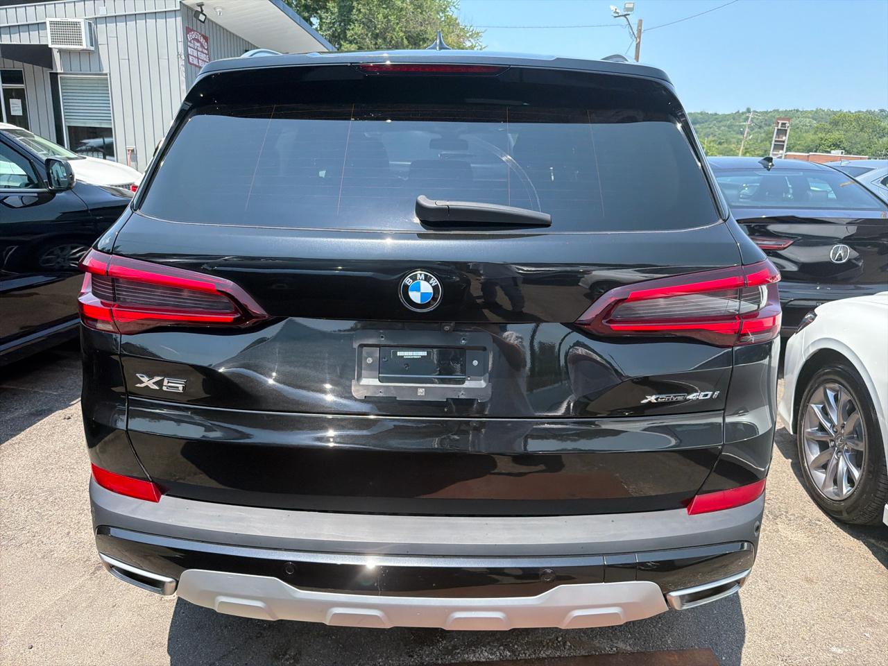BMW X5 xDrive40i Sports Activity Vehicle 2023