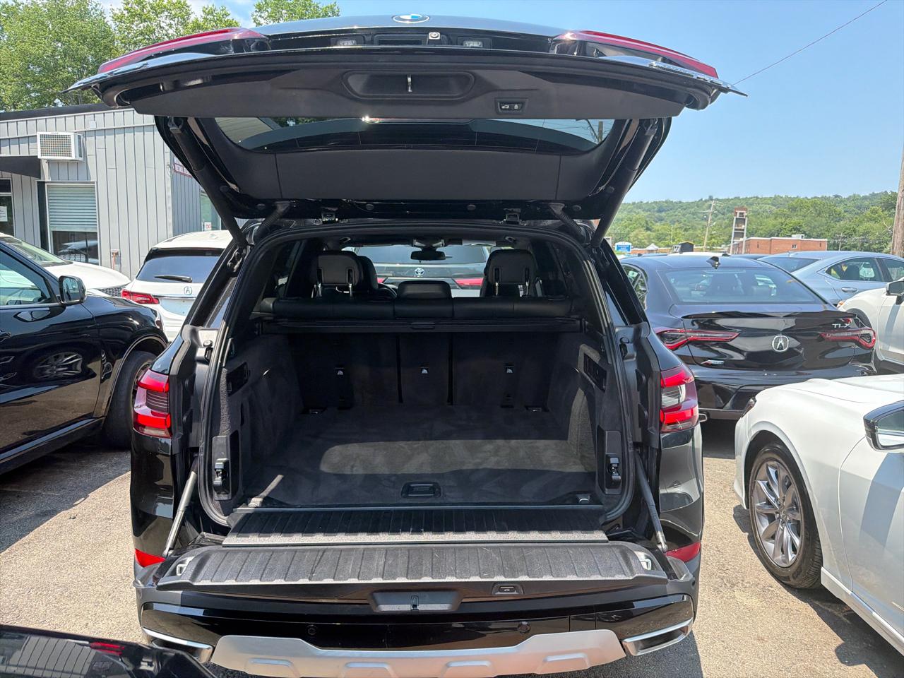 BMW X5 xDrive40i Sports Activity Vehicle 2023