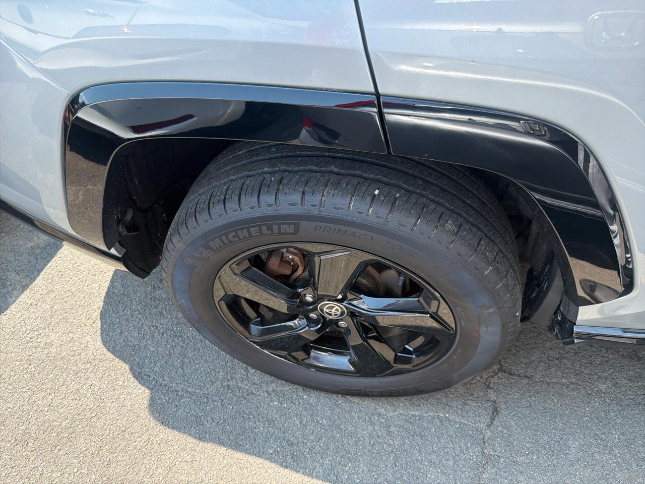 Toyota RAV4 Hybrid XSE AWD (Natl) 2021