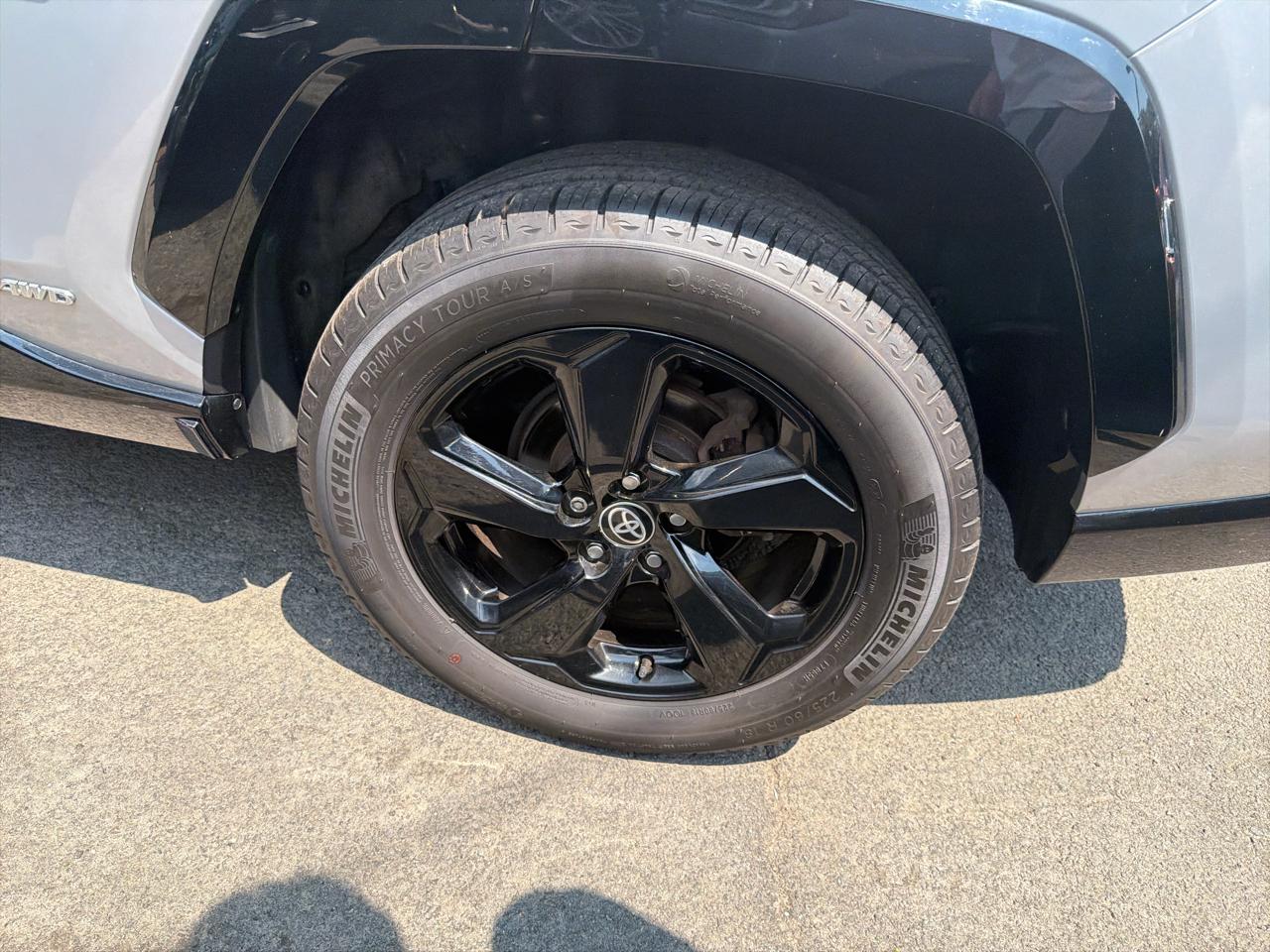 Toyota RAV4 Hybrid XSE AWD (Natl) 2021