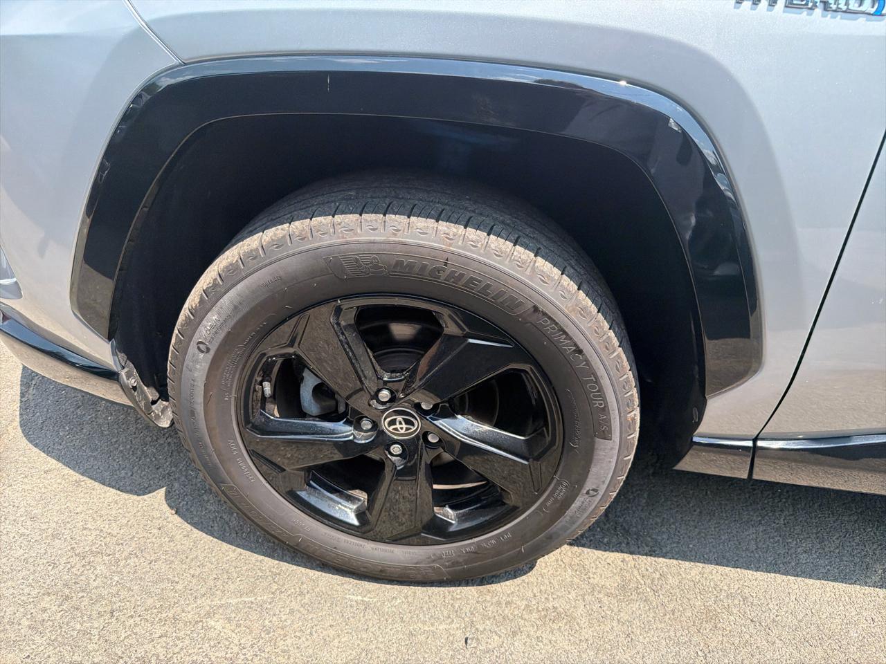 Toyota RAV4 Hybrid XSE AWD (Natl) 2021