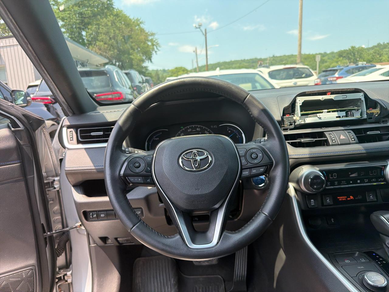 Toyota RAV4 Hybrid XSE AWD (Natl) 2021